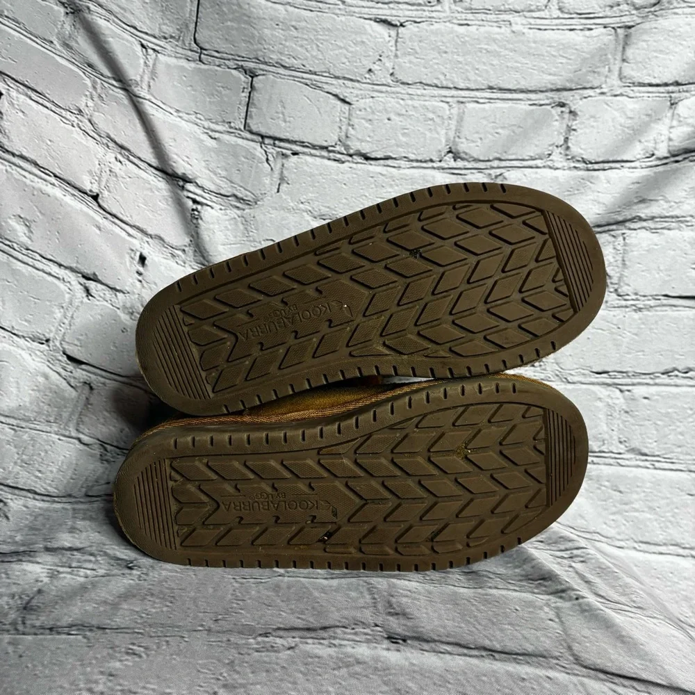 Koolaburra by UGG Koola Boots Girls Sz 4 Short Above Ankle Warm Suede Tan‎ Brown